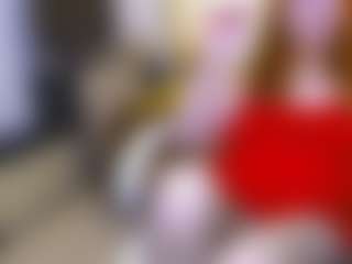 CrazyMomy MILF webcam performer live streaming