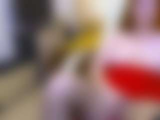 CrazyMomy's Live Sex Cam Show