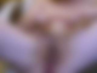 Live cam show with CrazyMomy - Granny Big Ass on infinitiblacc.com