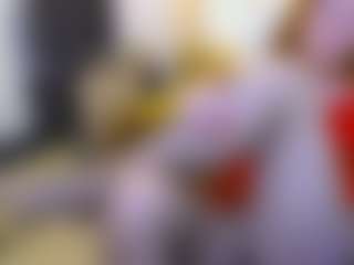 Live cam show with CrazyMomy - Living Room on parknlotfishbdy