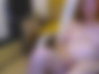 Live cam show with CrazyMomy - Solo on Pornisteam.com