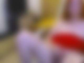 CrazyMomy's Live Sex Cam Show