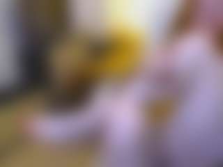 Live cam show with CrazyMomy - Trimmed Granny on alttransgirls