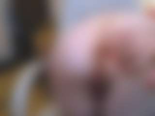 CrazyMomy's Live Sex Cam Show