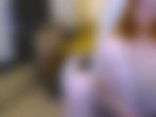 CrazyMomy's Live Sex Cam Show