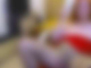 CrazyMomy's Live Sex Cam Show