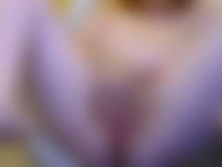 CrazyMomy's Live Sex Cam Show