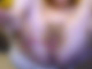 CrazyMomy's Live Sex Cam Show