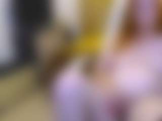 CrazyMomy's Live Sex Cam Show