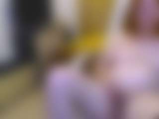CrazyMomy's Live Sex Cam Show
