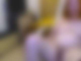 CrazyMomy's Live Sex Cam Show