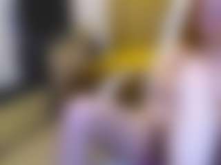 Live cam show with CrazyMomy - Interactivetoy Granny on intimatelivegirls.com