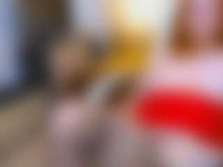 CrazyMomy's Live Sex Cam Show