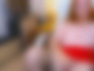 CrazyMomy's Live Sex Cam Show