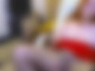 CrazyMomy's Live Sex Cam Show
