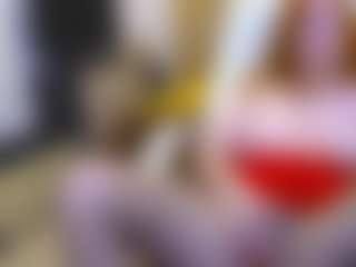 CrazyMomy's Live Sex Cam Show