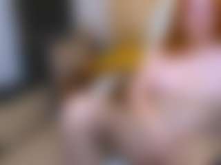 CrazyMomy's Live Sex Cam Show