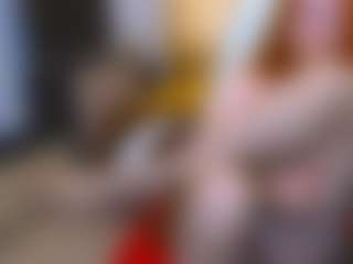 CrazyMomy's Live Sex Cam Show
