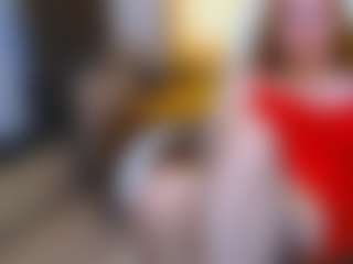 CrazyMomy's Live Sex Cam Show