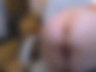 CrazyMomy's Live Sex Cam Show