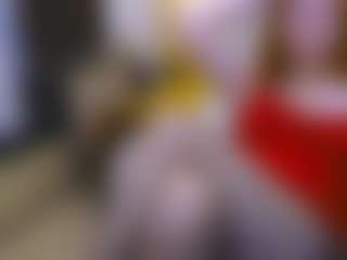 Live cam show with CrazyMomy - Natural on makecum.org