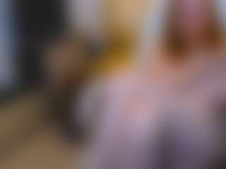 Live cam show with CrazyMomy - Bedroom Red Hair on Lustler