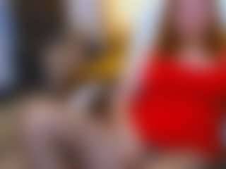 Live cam show with CrazyMomy - Skinny MILF on alttransgirls