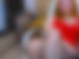 Live cam show with CrazyMomy - Living Room on CamSextacy