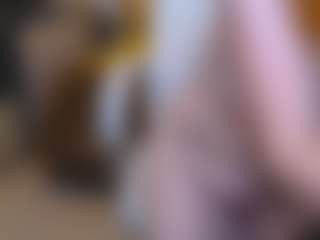 CrazyMomy's Live Sex Cam Show