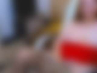 CrazyMomy's Live Sex Cam Show