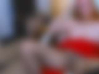 CrazyMomy's Live Sex Cam Show
