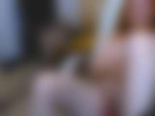 CrazyMomy's Live Sex Cam Show