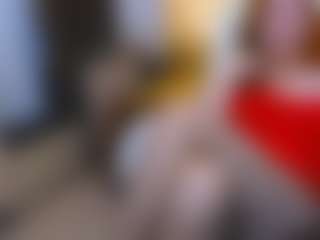 Live cam show with CrazyMomy - Mature on Camsoda