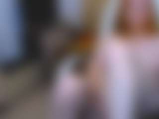 Live cam show with CrazyMomy - Granny Big Ass on xDating