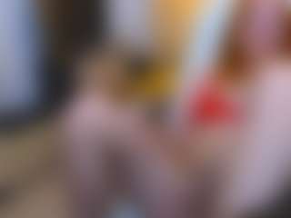 Live cam show with CrazyMomy - Solo on Camsoda