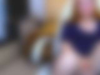 Live cam show with CrazyMomy - Living Room on liverealitysex.com