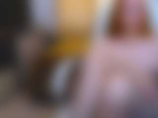 CrazyMomy MILF webcam performer live streaming