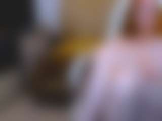 CrazyMomy's Live Sex Cam Show