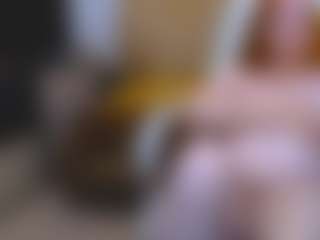 CrazyMomy's Live Sex Cam Show
