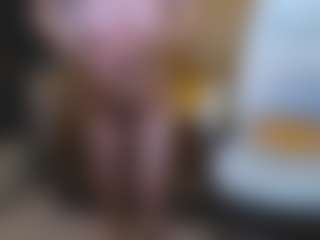 CrazyMomy's Live Sex Cam Show