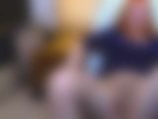 CrazyMomy's Live Sex Cam Show
