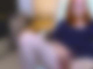 CrazyMomy's Live Sex Cam Show