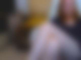CrazyMomy's Live Sex Cam Show