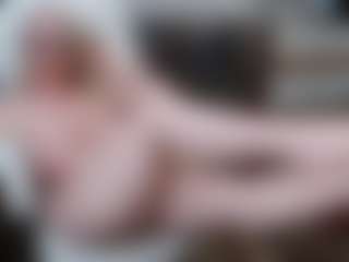 EllyBoobs's Live Sex Cam Show
