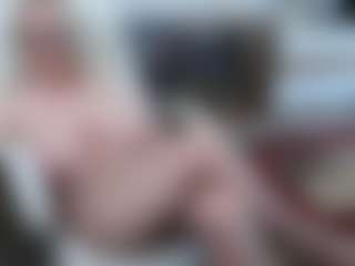 Live cam show with EllyBoobs - Mature on Latina Girls