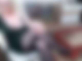 EllyBoobs's Live Sex Cam Show