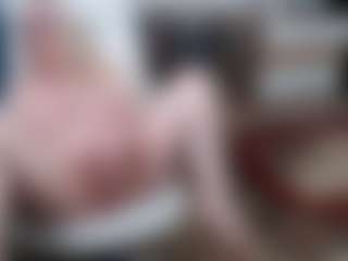 Live cam show with EllyBoobs - White on studioflirtlive.com | united states