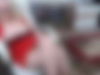 EllyBoobs MILF webcam performer live streaming