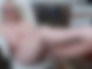 EllyBoobs's Live Sex Cam Show