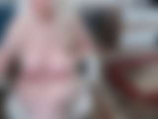EllyBoobs's Live Sex Cam Show